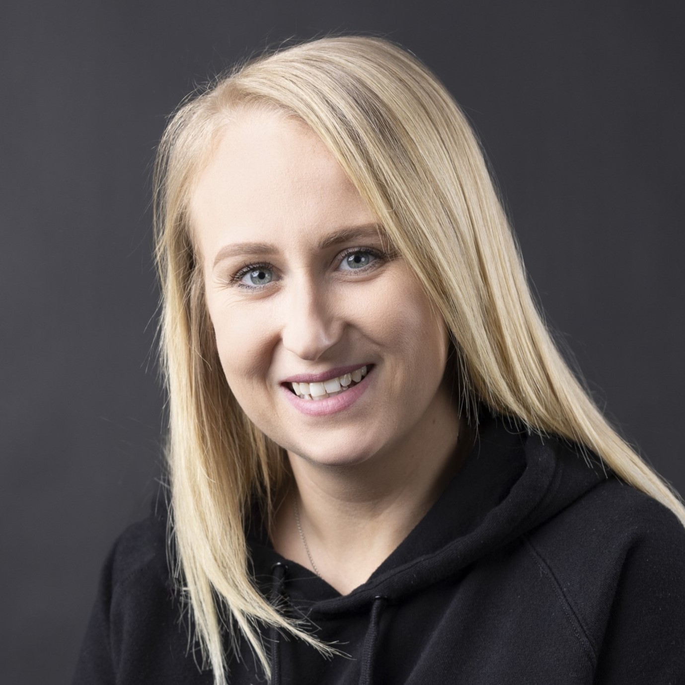 <strong>Chloe Jones</strong>